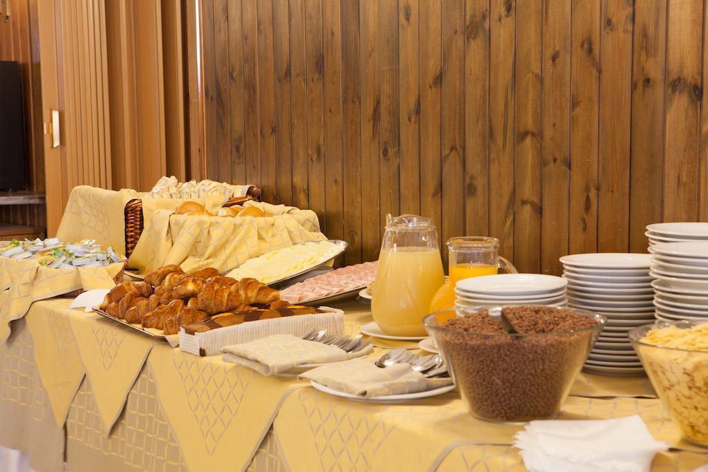 AUTO PARK HOTEL con Ristorante interno e grande parcheggio gratuito Firenze Esterno foto