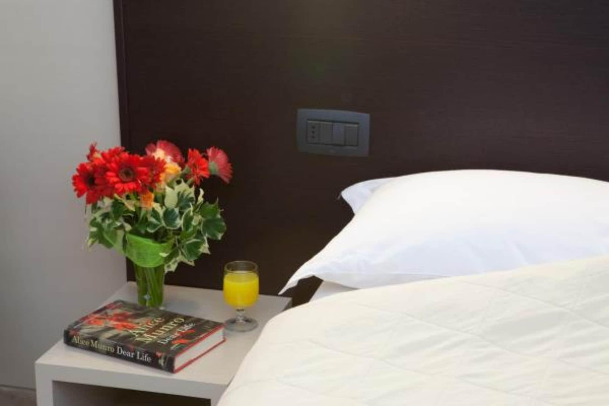 AUTO PARK HOTEL con Ristorante interno e grande parcheggio gratuito Firenze Esterno foto