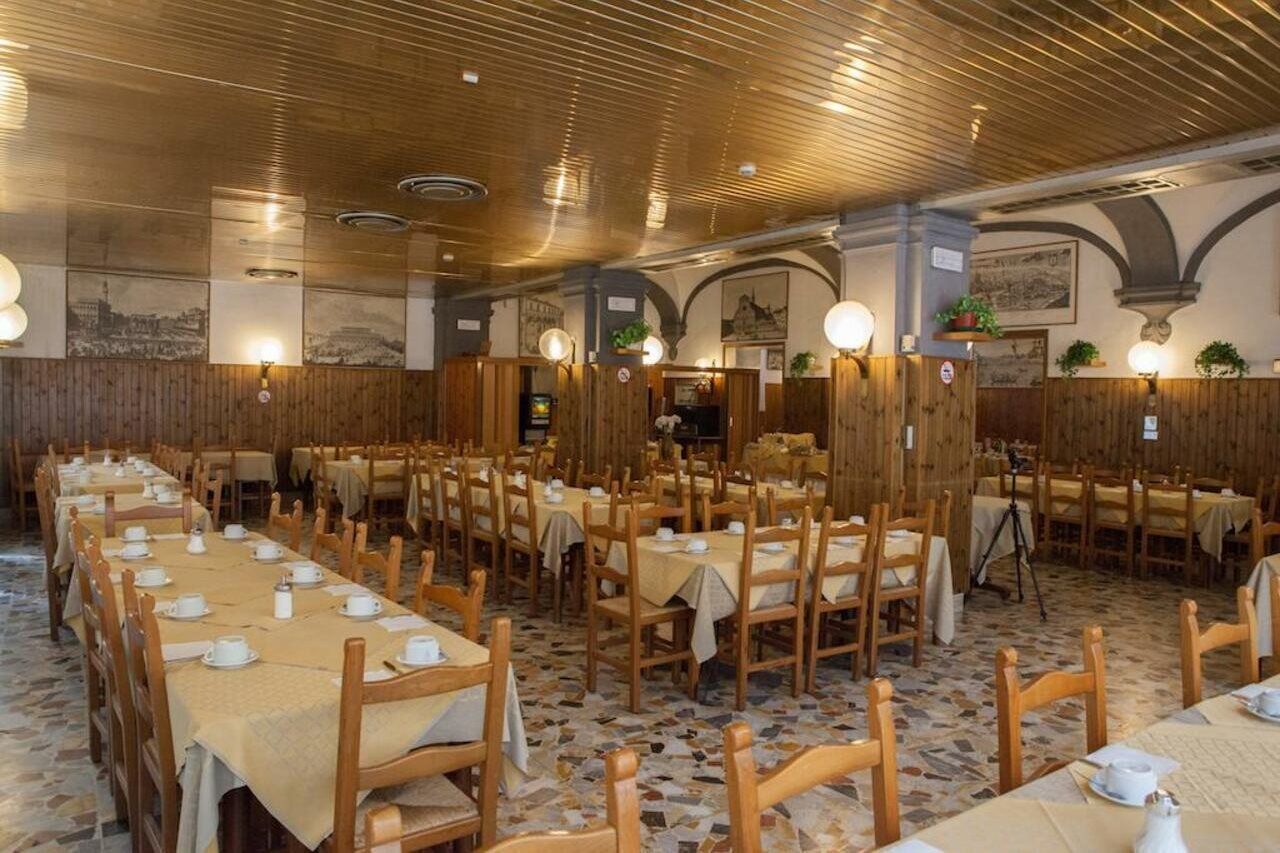 AUTO PARK HOTEL con Ristorante interno e grande parcheggio gratuito Firenze Esterno foto